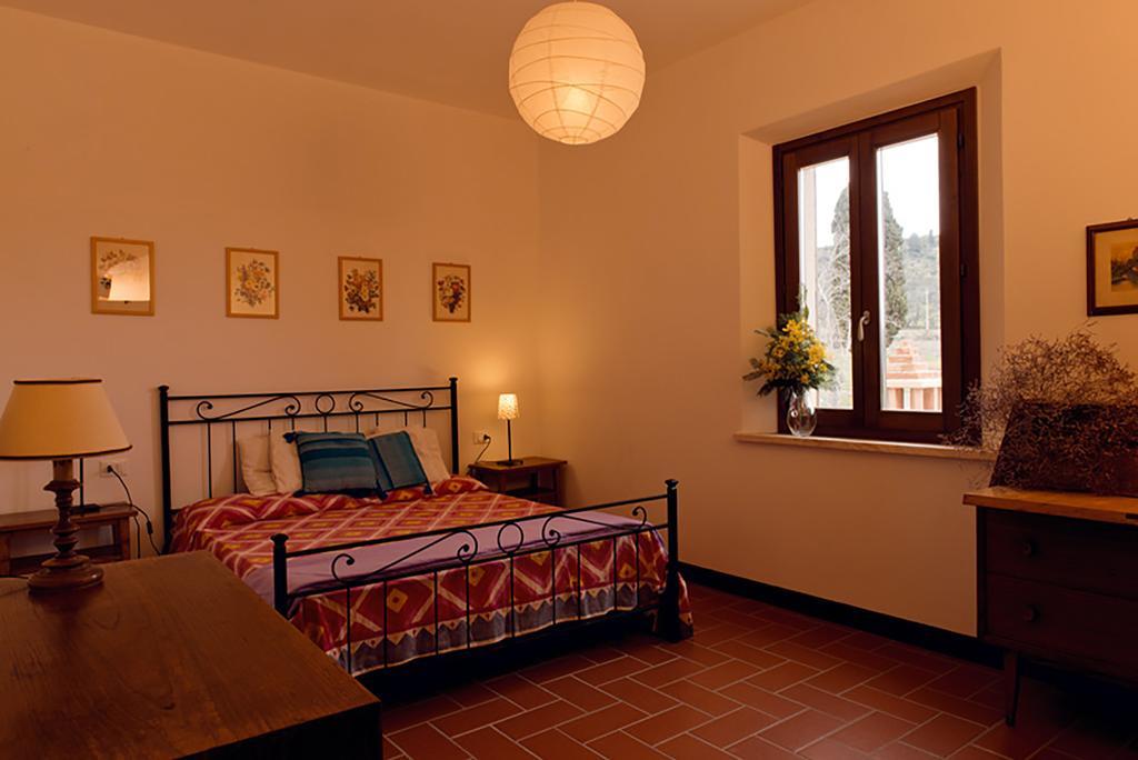 Agriturismo Poggio Agli Ulivi Riotorto Exterior photo